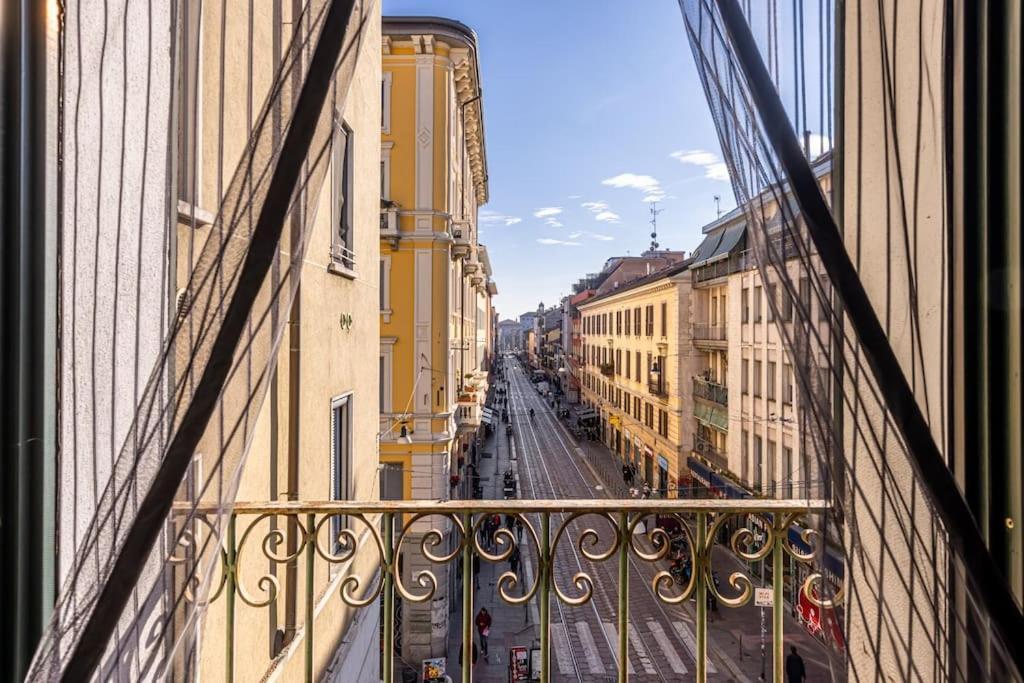 Close To Duomo Lovely City Center Flat Daire Milano Dış mekan fotoğraf